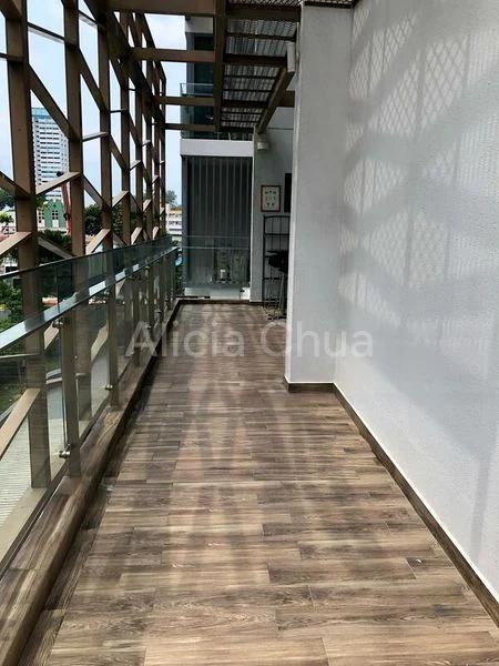 1 Bed Condo for Sale in  Marine Blue - Image 2